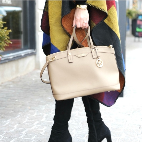 henri bendel Handbags - Henri Bendel satchel bag
